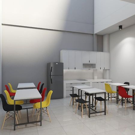 Ndalem Kraton Hotel Sidoarjo Ngoại thất bức ảnh